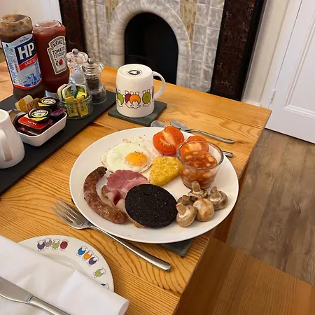 Dolly Waggon Bed and breakfast 3*