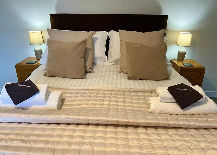 Dolly Waggon Bed & Breakfast 3*